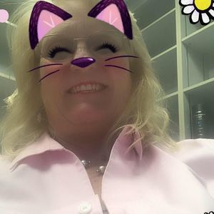 Meet your Posher, Brenda